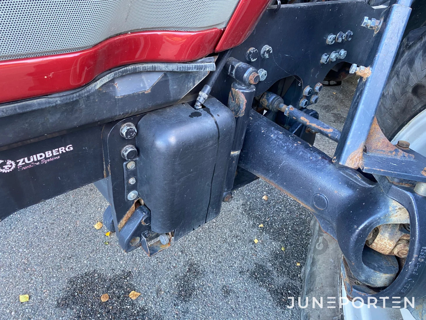 Valtra T160 med frontlyft