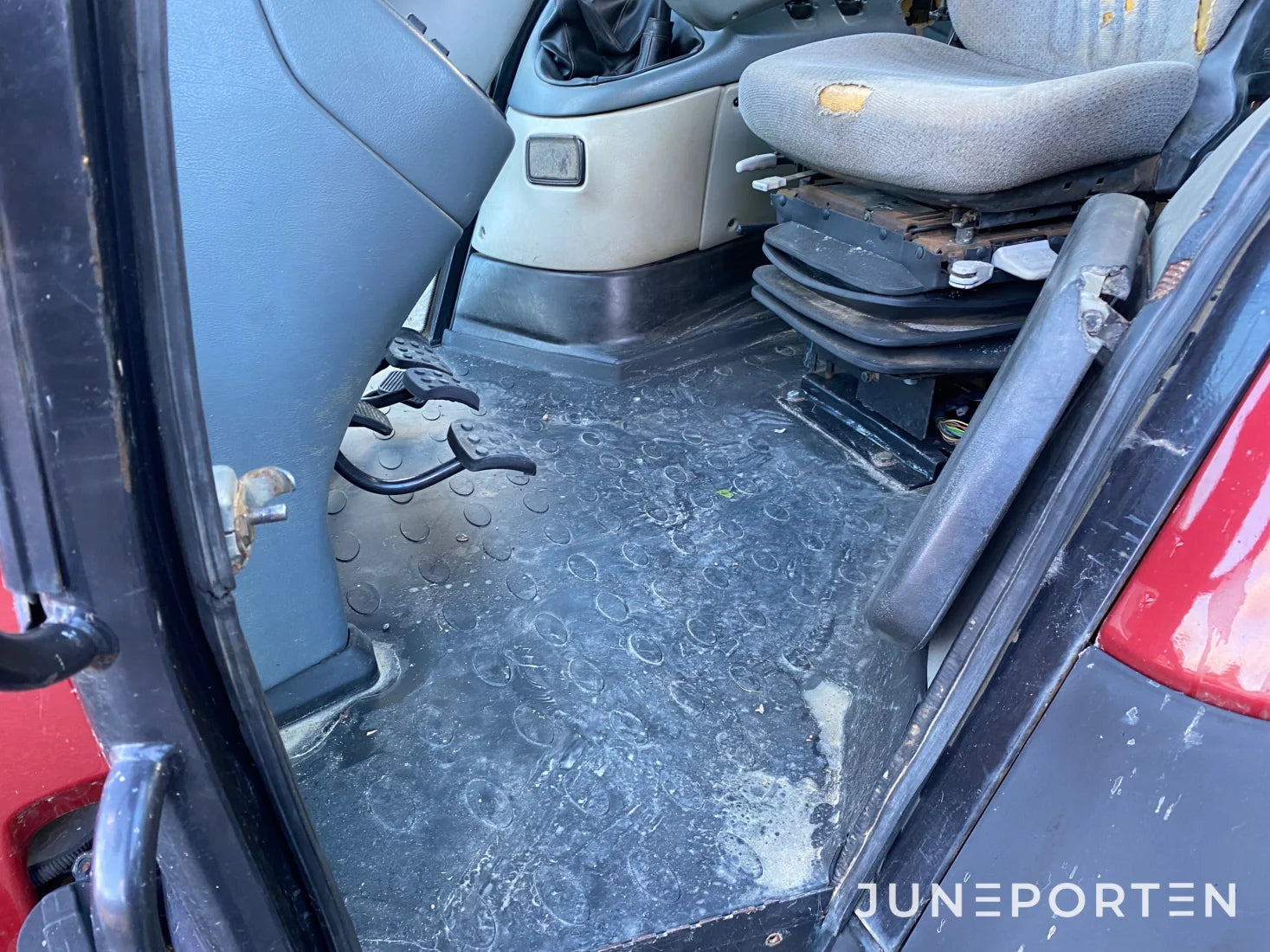 Valtra T160 med frontlyft
