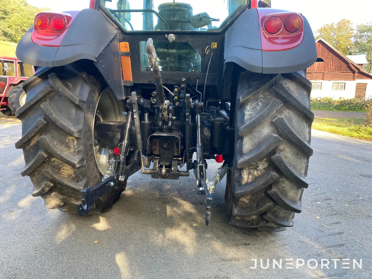 Valtra T160 med frontlyft
