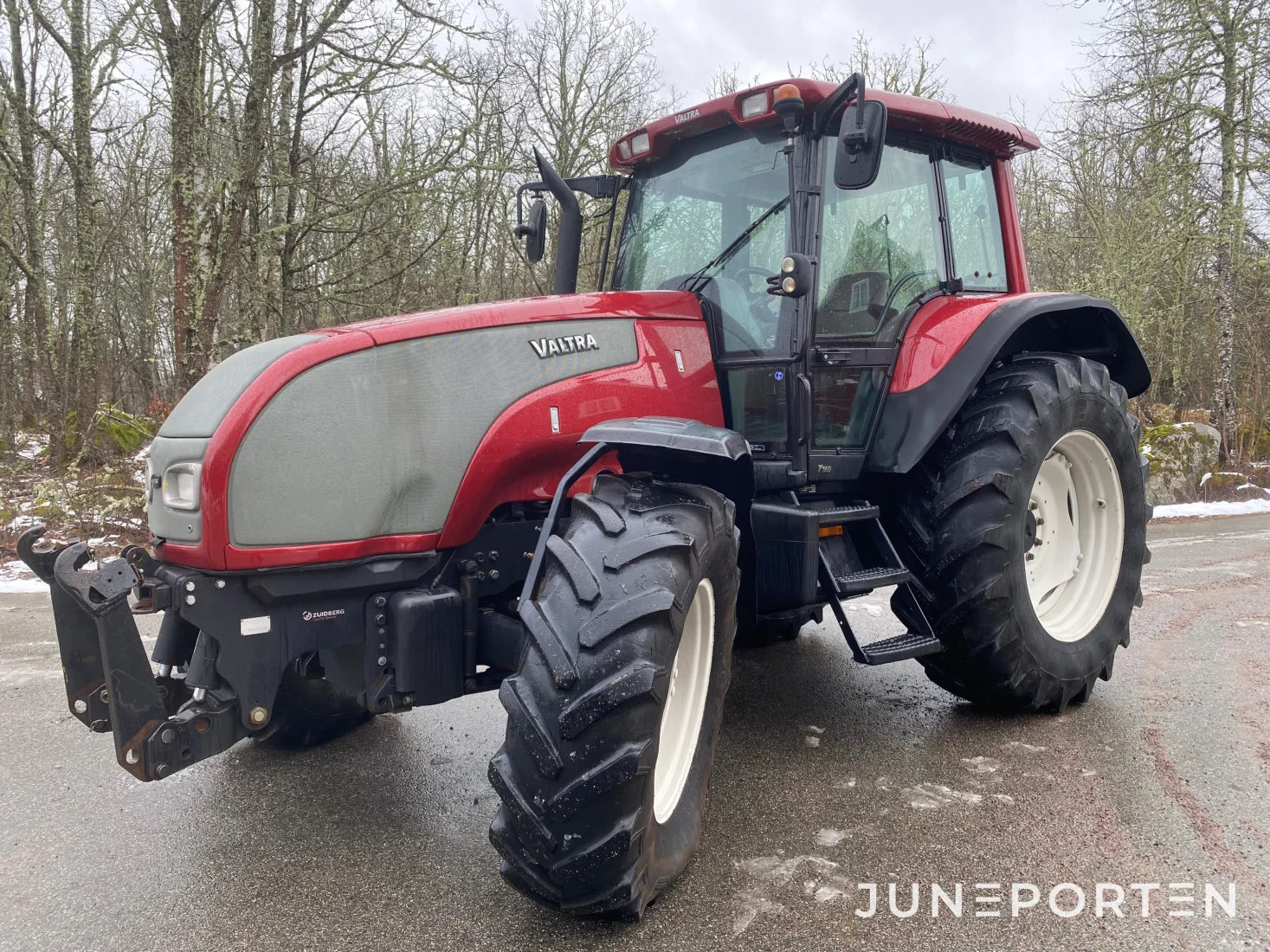 Valtra T160 med frontlyft