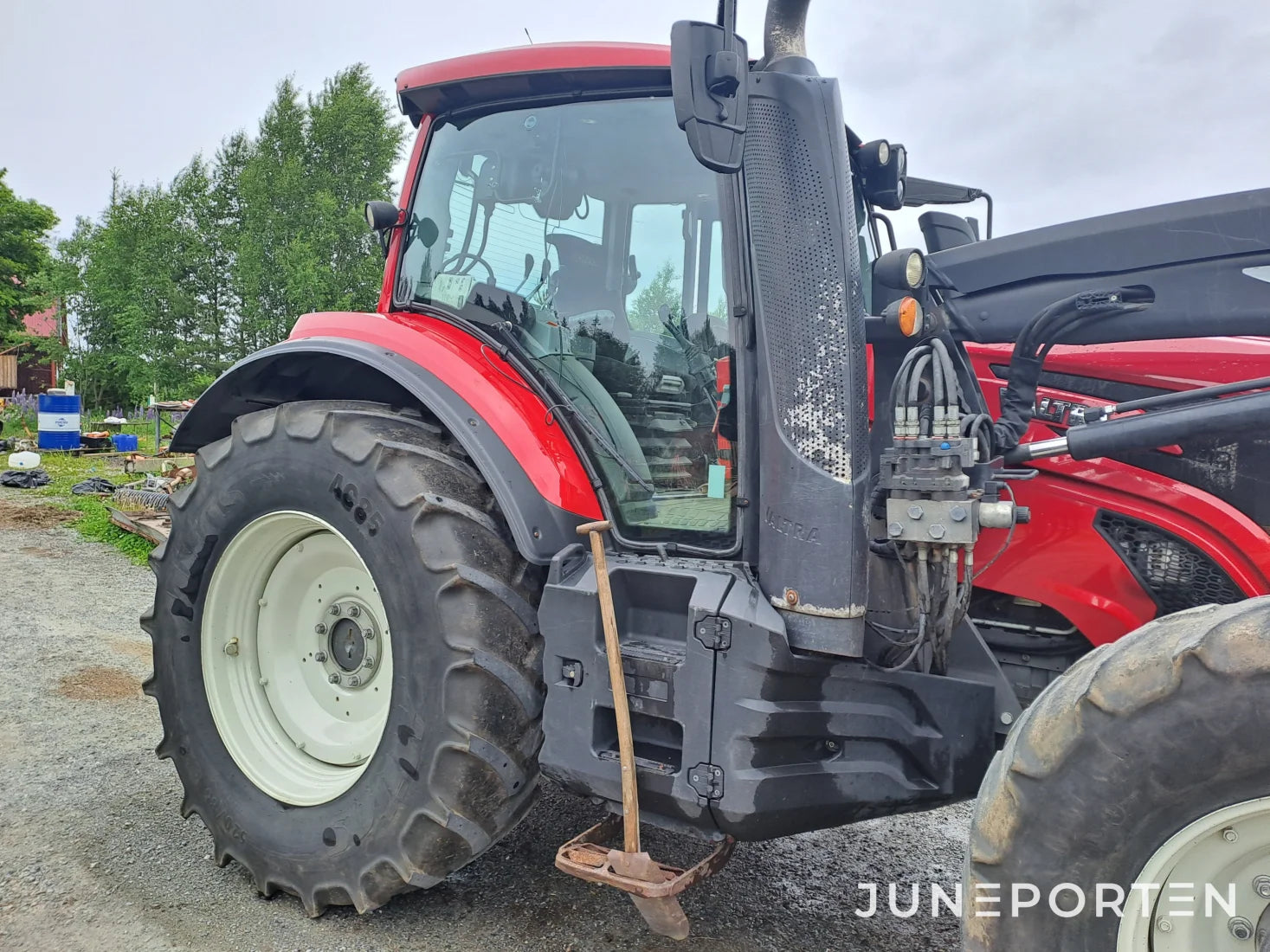 Valtra T174E med lastare