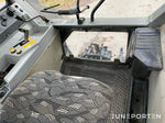 Valtra Valmet 6300 med fäste för frontlastare