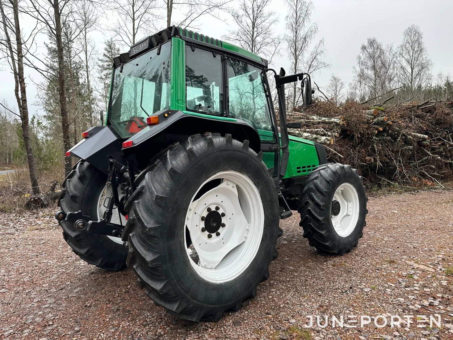 Valtra Valmet 6350