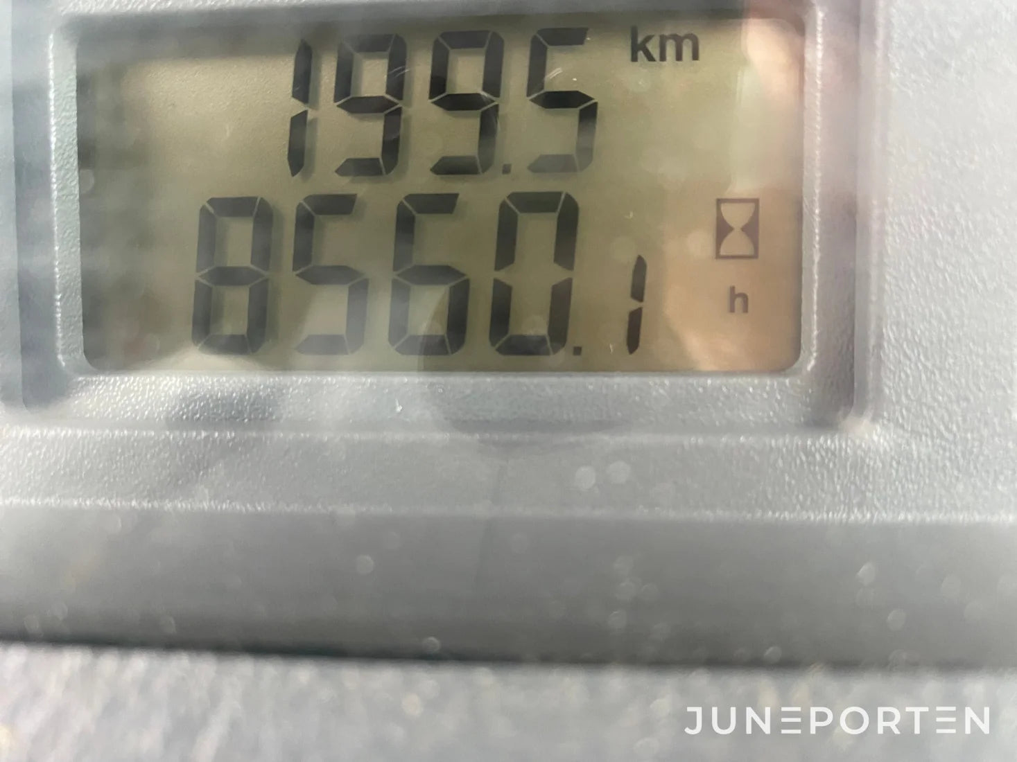 Valtra Valmet 6750 med lastarfäste