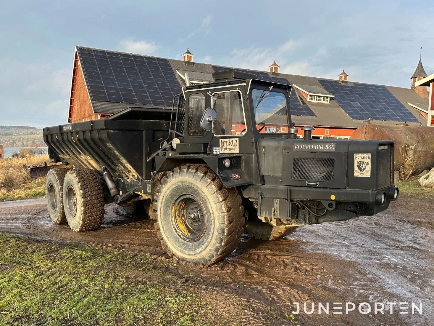 Dumper Volvo BM 860