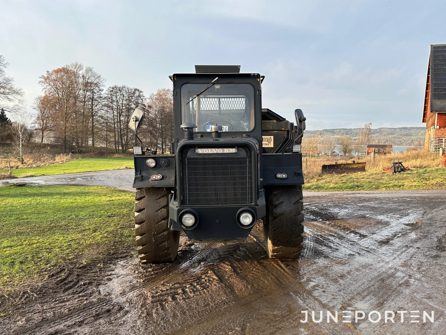 Dumper Volvo BM 860