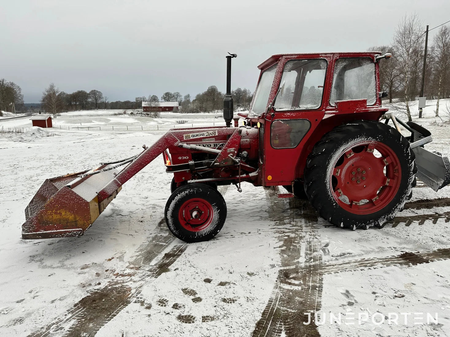 Volvo BM 430 med lastare & skopor