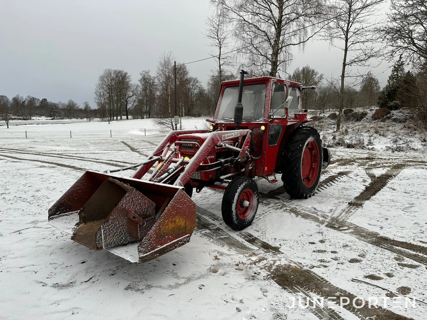 Volvo BM 430 med lastare & skopor