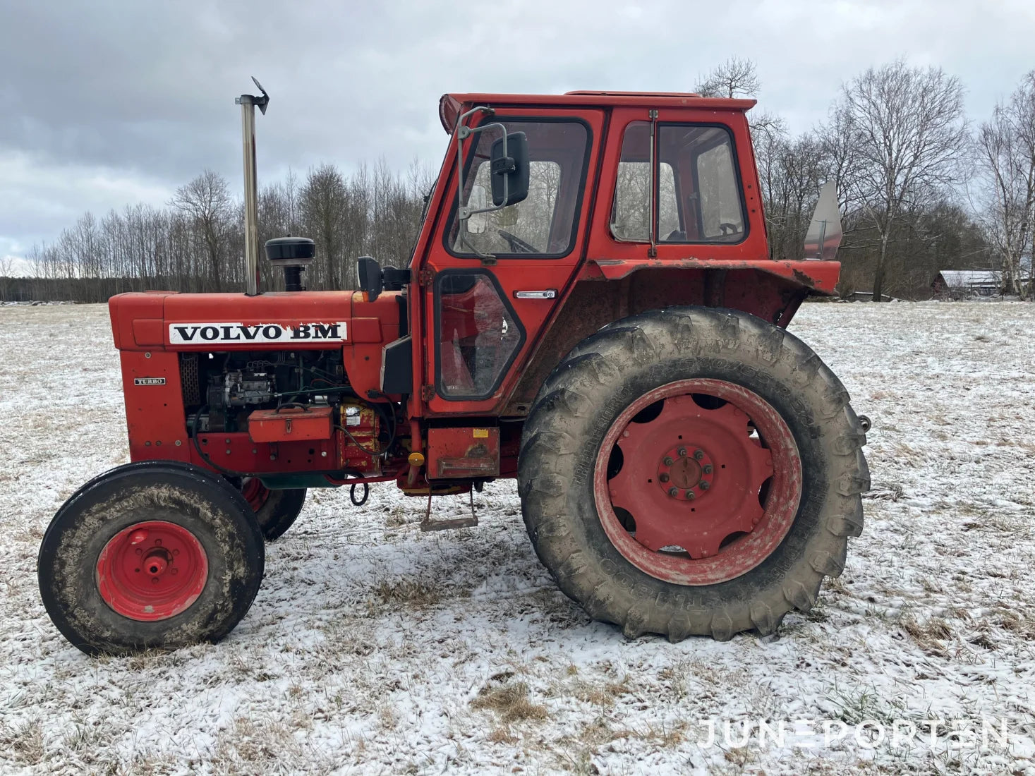 Traktor Volvo BM 700