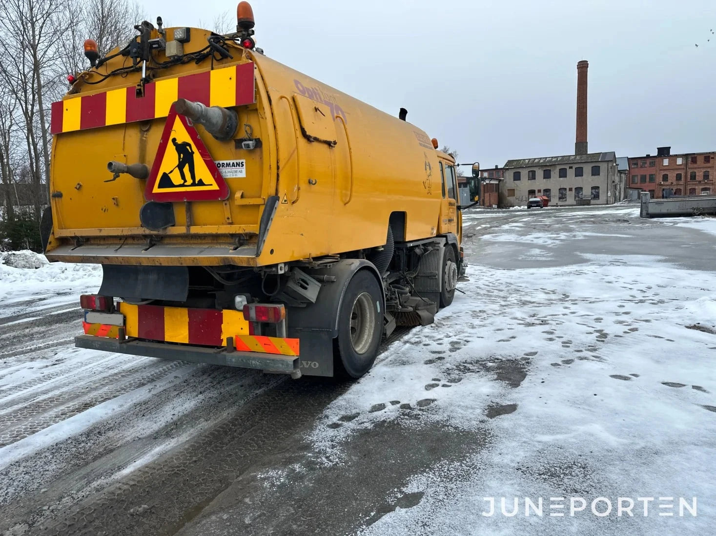 Gatusop och Uppsamlingsbil Volvo FL6/220