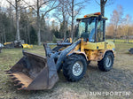 Lastmaskin Volvo L30 med skopa