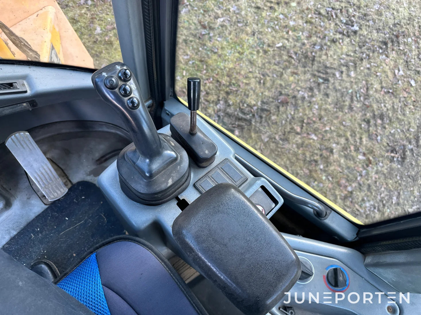 Lastmaskin Volvo L30 med skopa