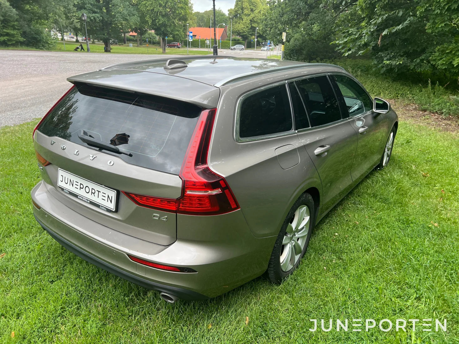 Volvo V60 D4 Advanced Edition