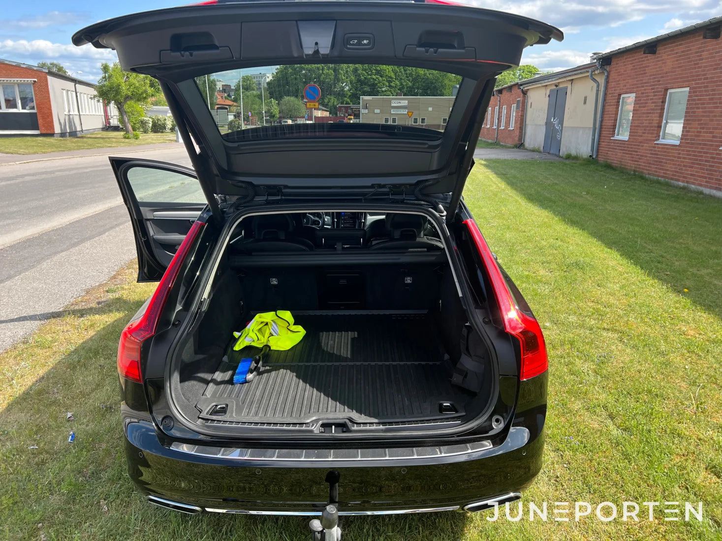Volvo V90 D3 Momentum
