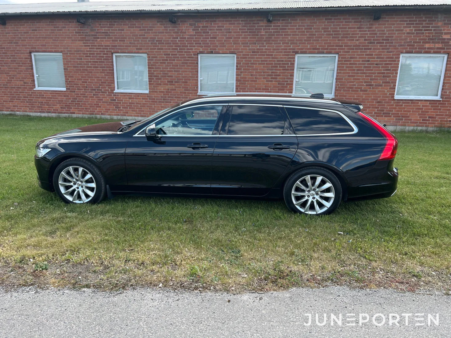 Volvo V90 D3 Momentum