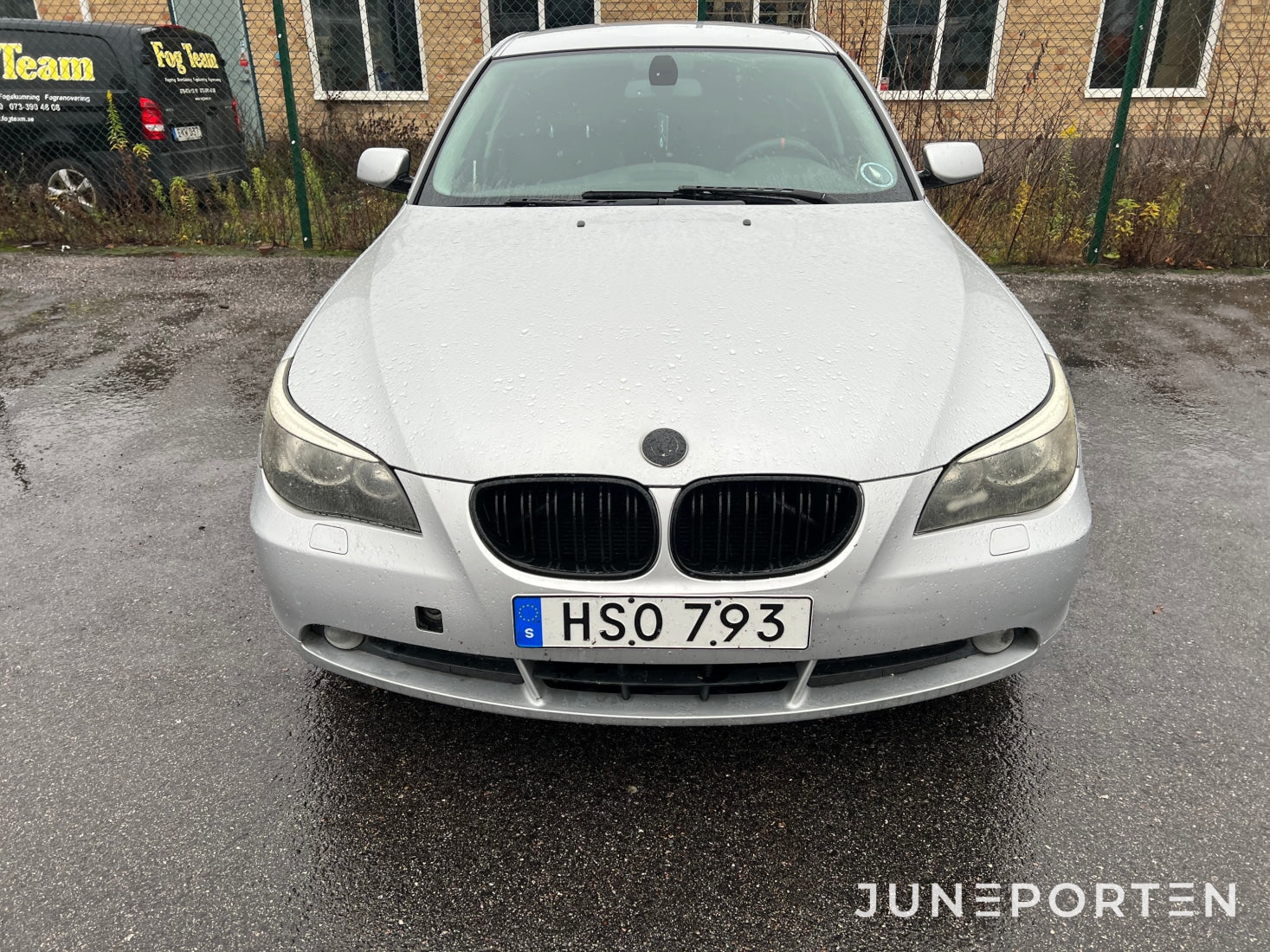 A-traktor BMW 523 i