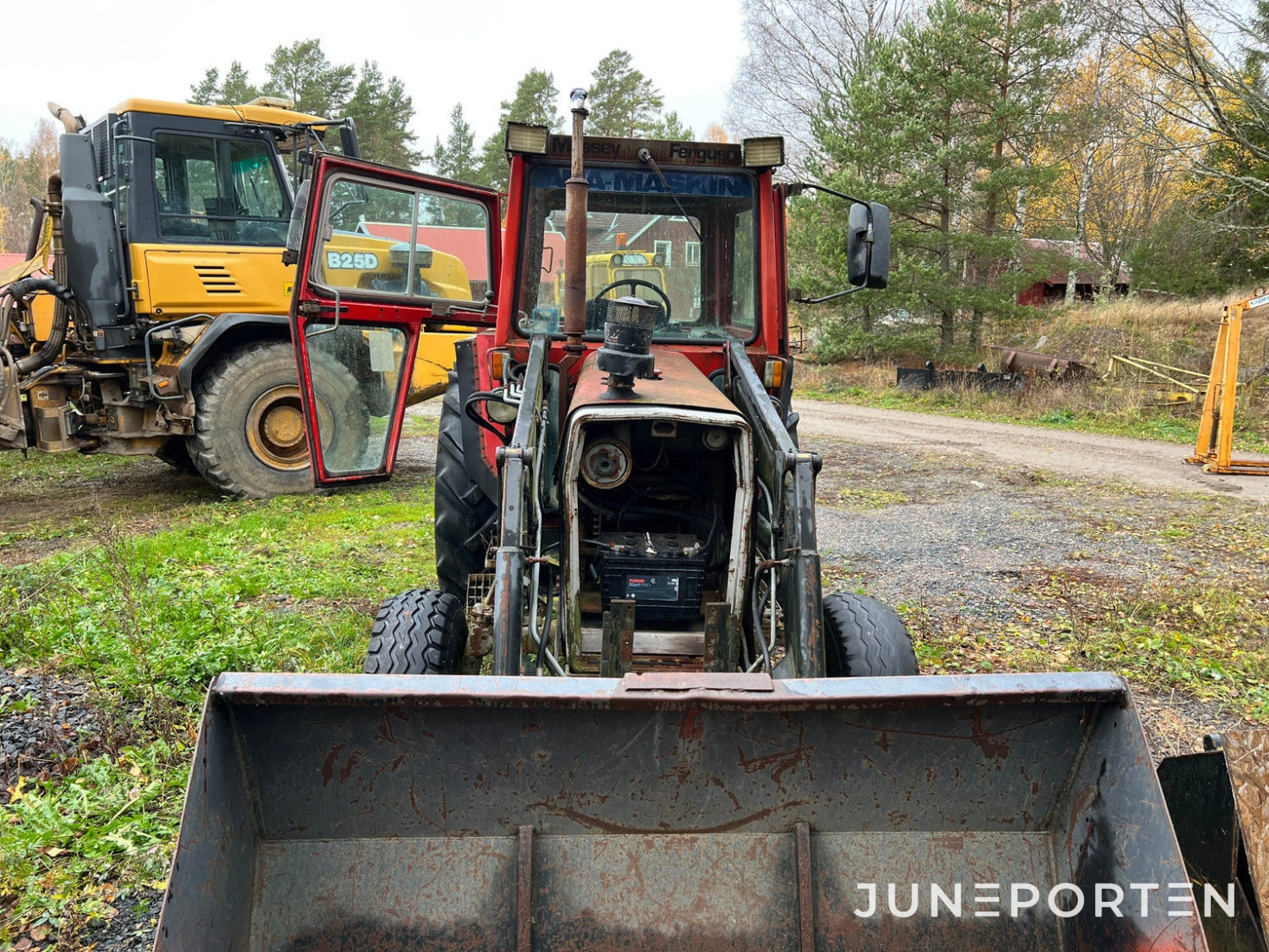 Massey Ferguson 575