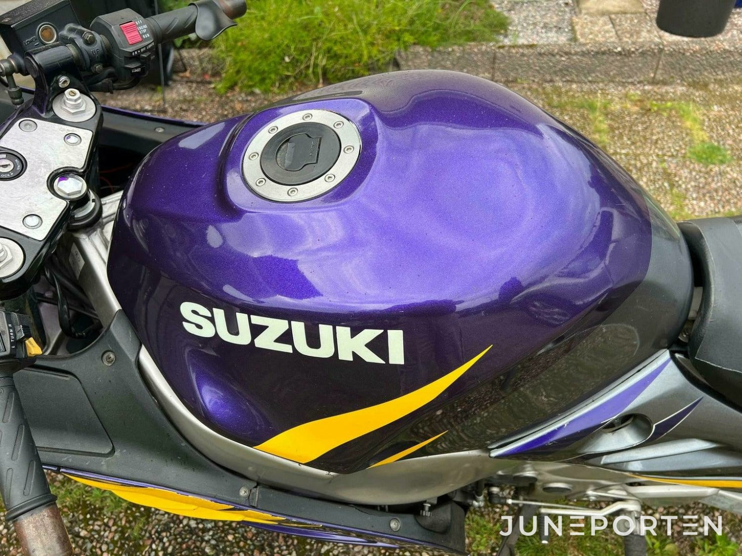 SUZUKI RF 900 R - 1996