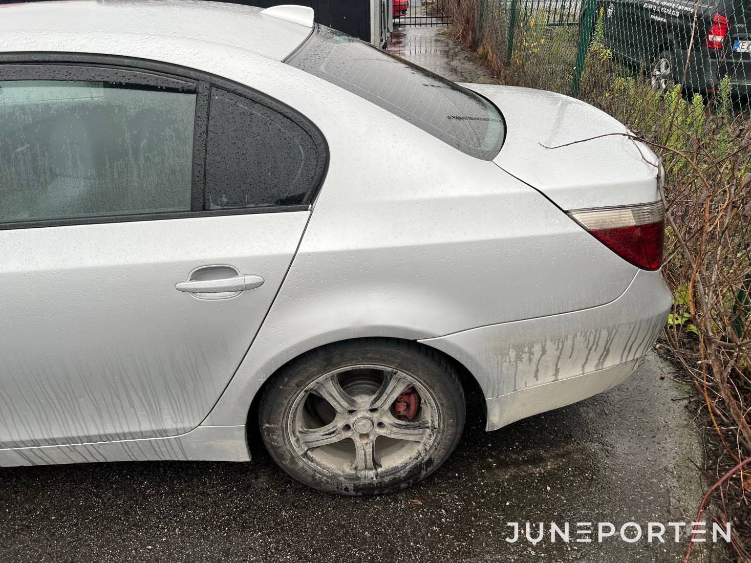 A-traktor BMW 523 i