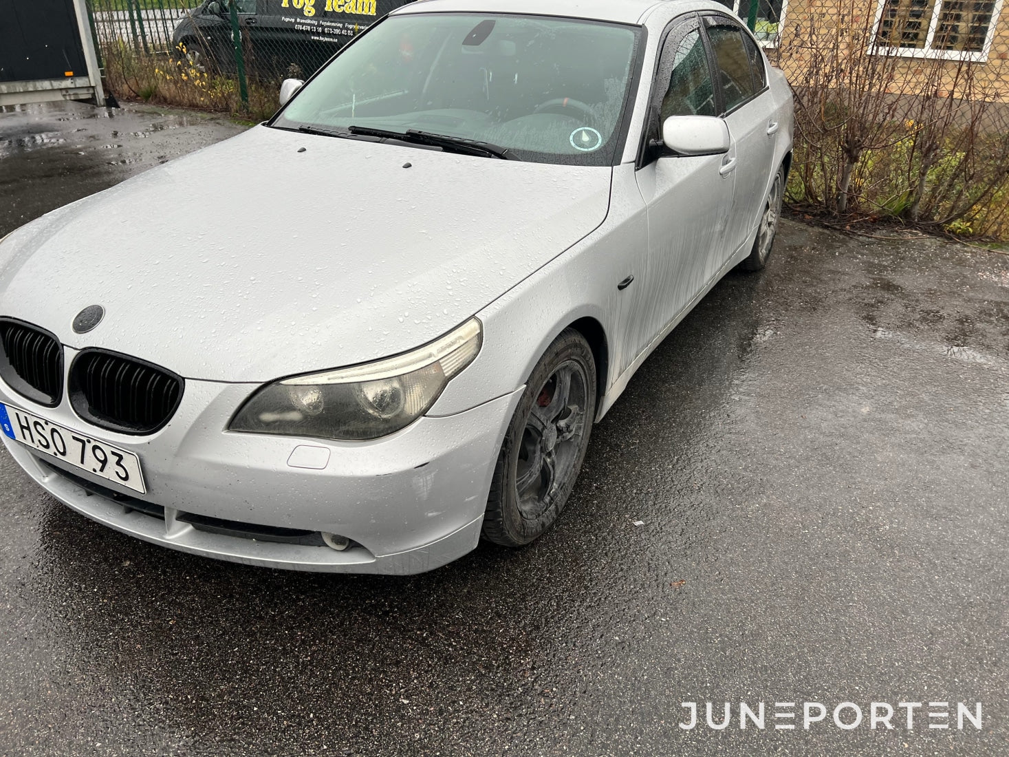 A-traktor BMW 523 i