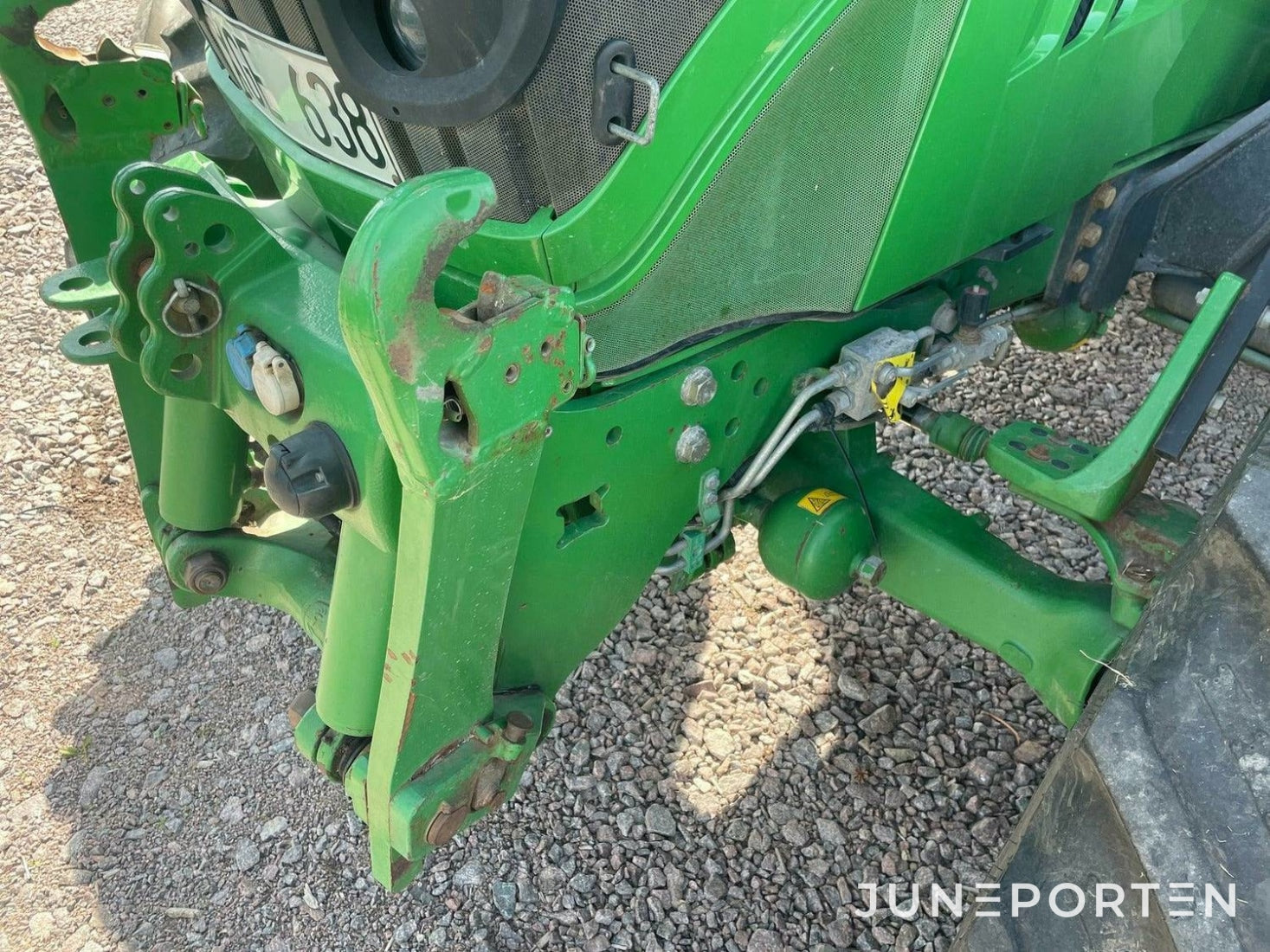 John Deere 6115R med lastare