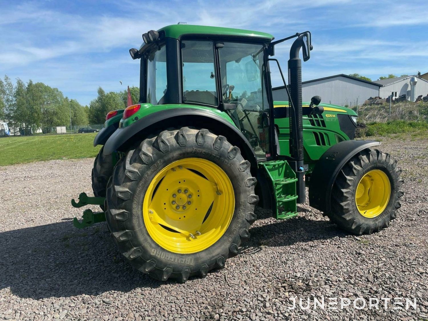 John Deere 6125M - 2013