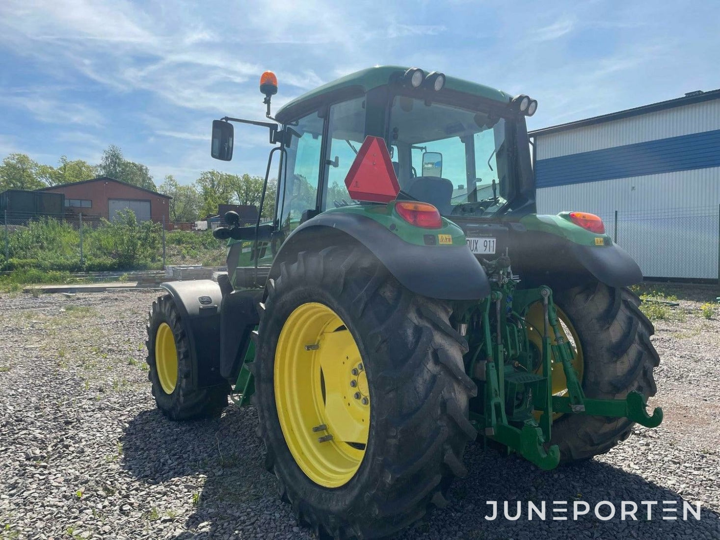 John Deere 6125M - 2013