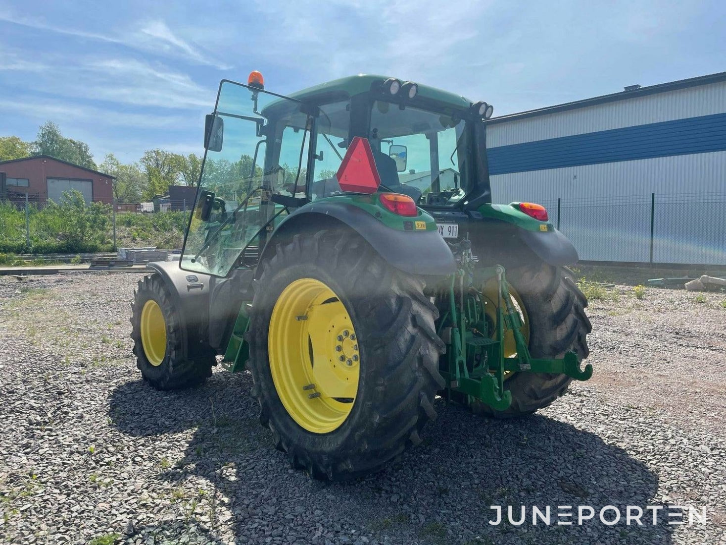 John Deere 6125M - 2013