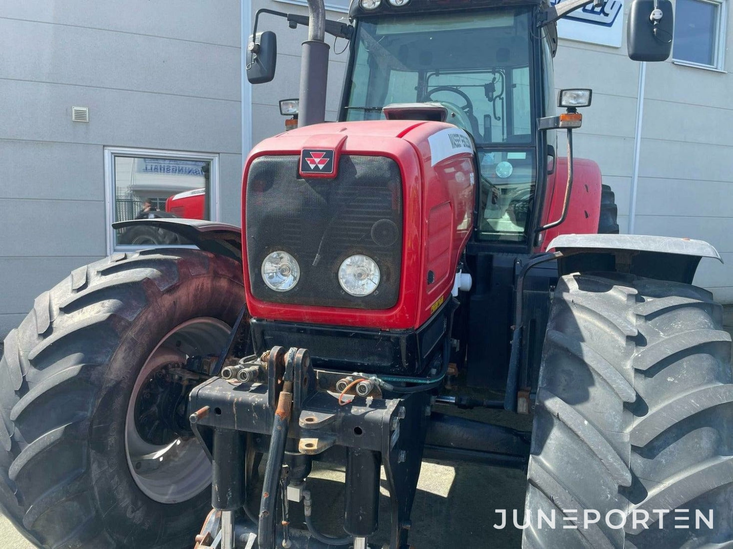 Dragtraktor Massey Ferguson 6490 - 2008