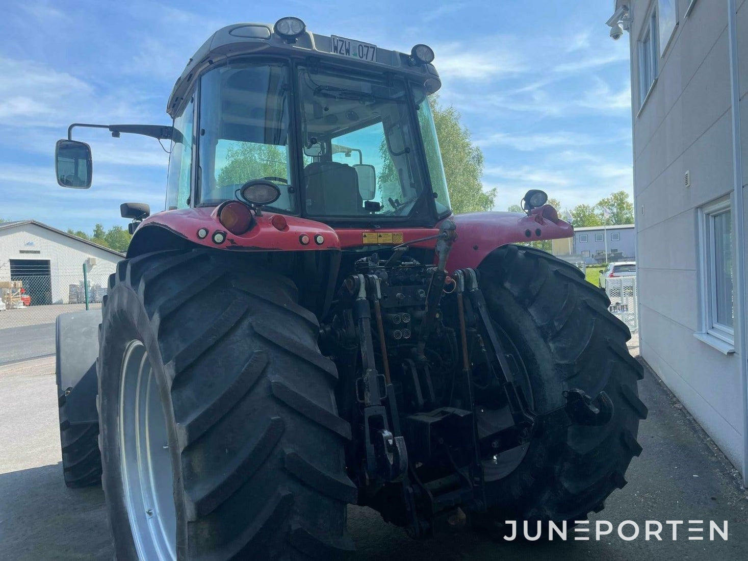 Dragtraktor Massey Ferguson 6490 - 2008