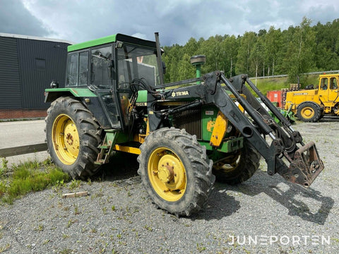 John Deere 3140 med lastare - 1980