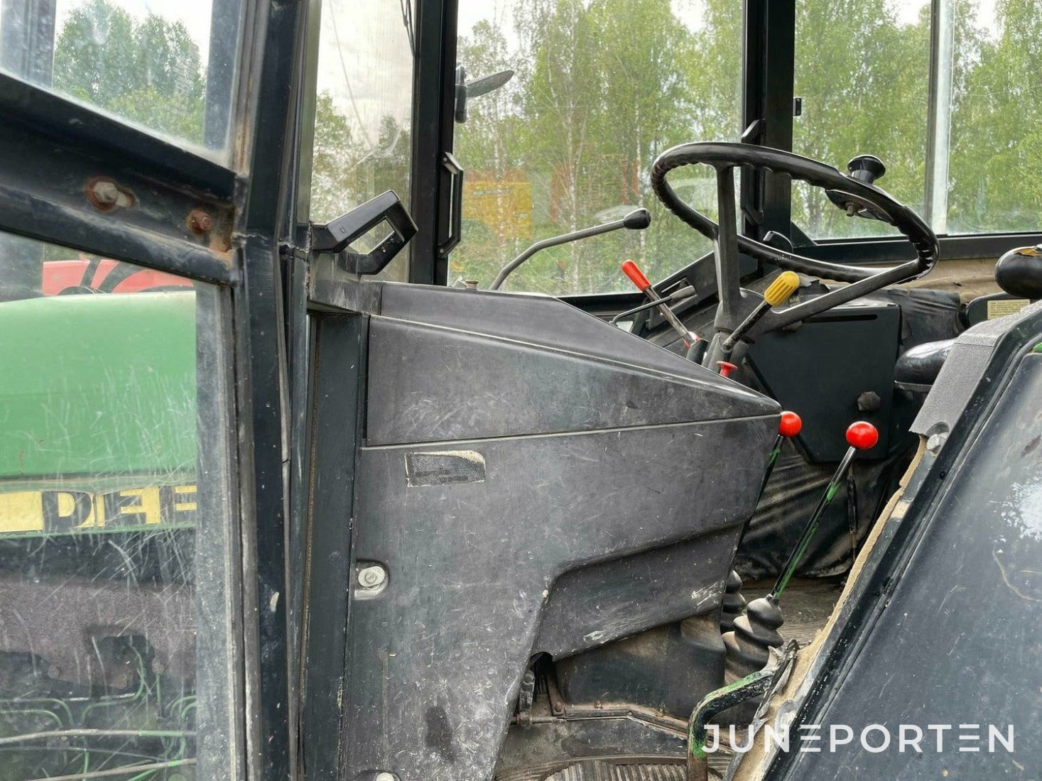 John Deere 3140 med lastare - 1980