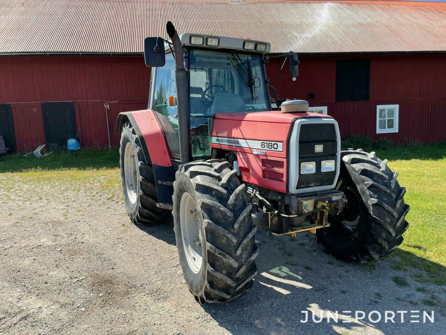 Massey Ferguson 6180 4WD