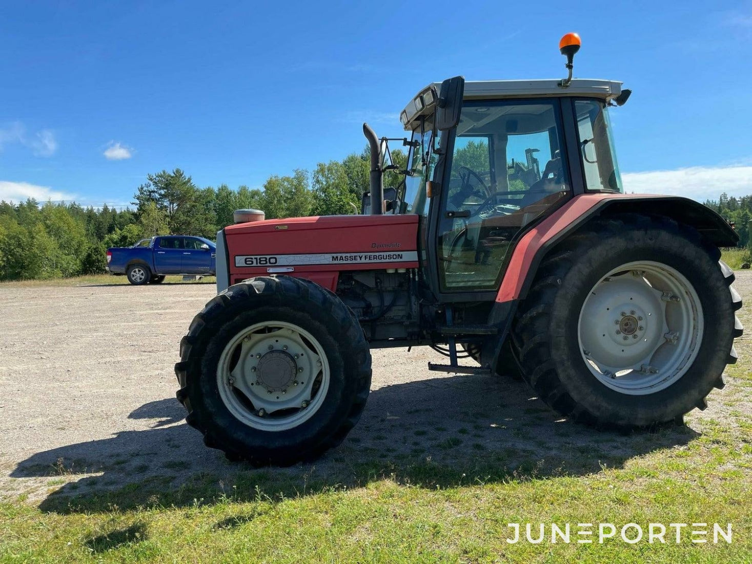 Massey Ferguson 6180 4WD