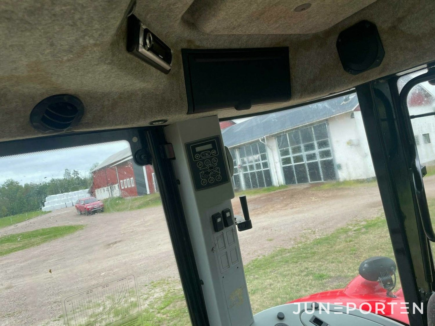 Massey Ferguson 6455 - 2009