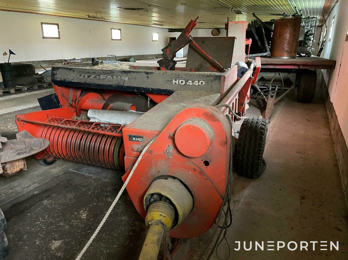 Småbalspress Deutz-Fahr HD440