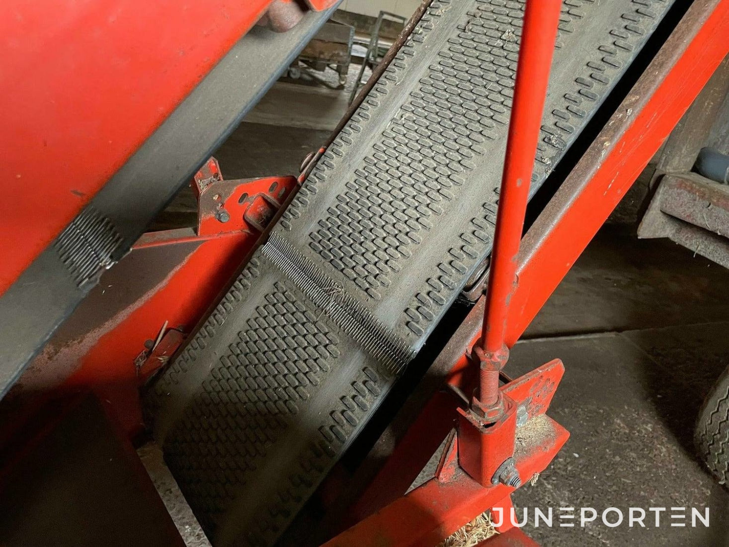 Småbalspress Deutz-Fahr HD440