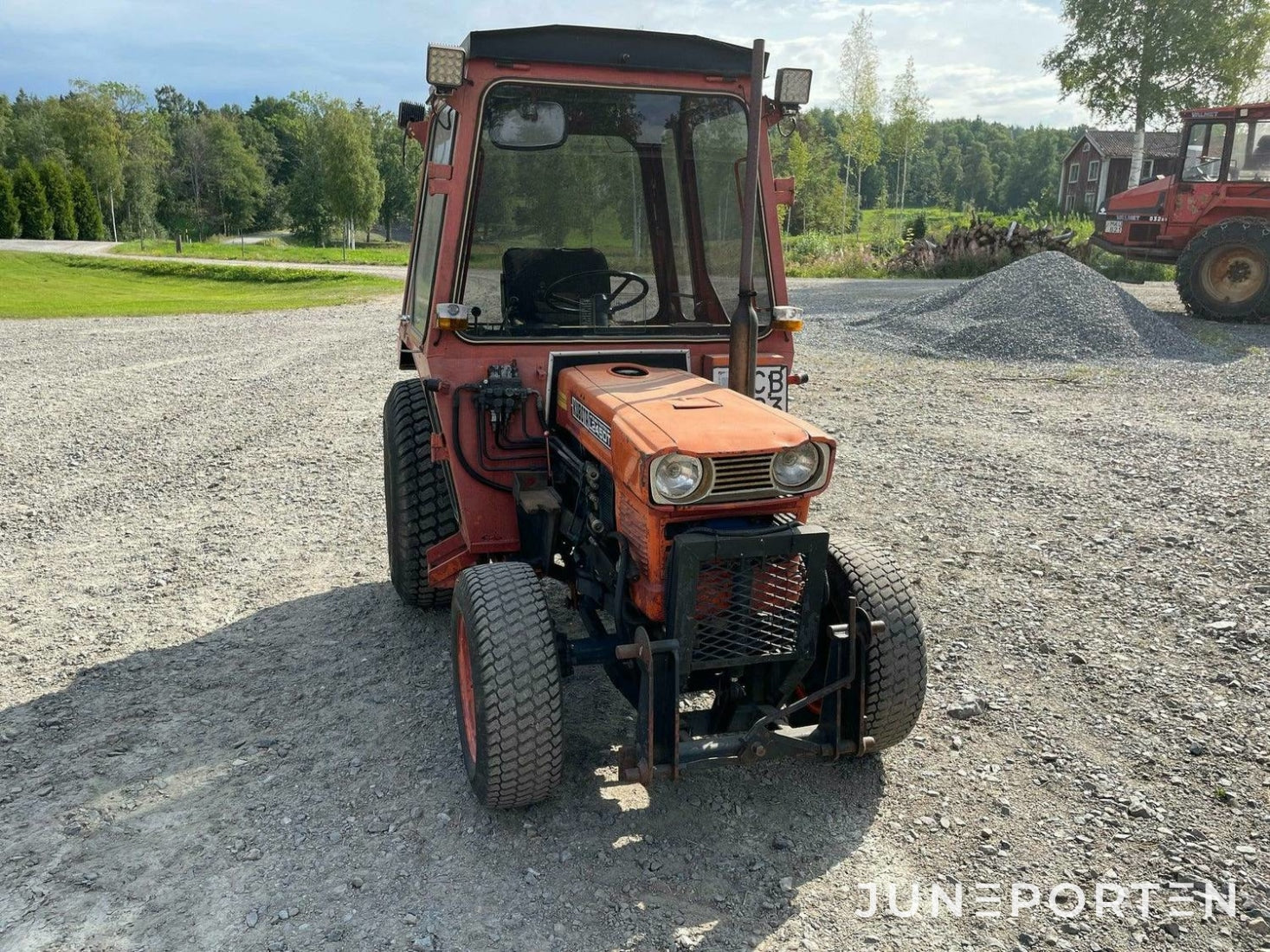 Kubota L 245 med lastare - 1984