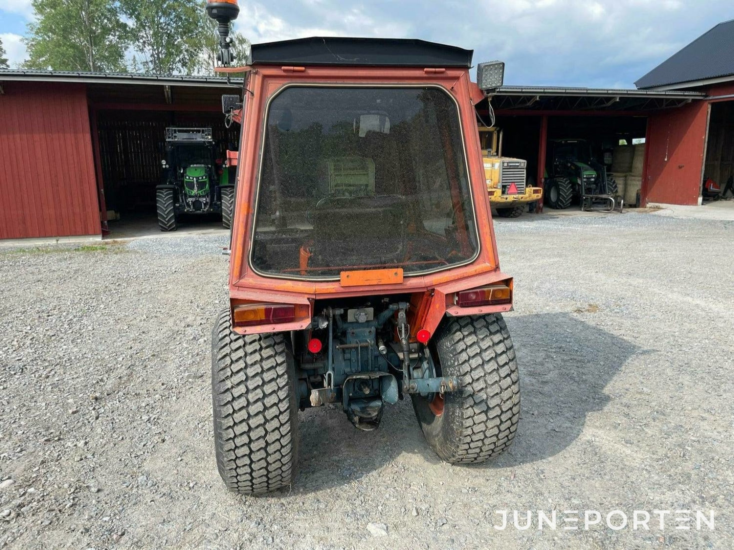 Kubota L 245 med lastare - 1984