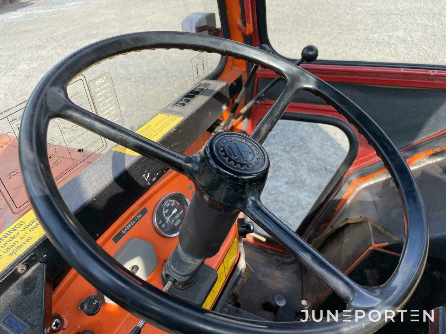 Kubota L 245 med lastare - 1984