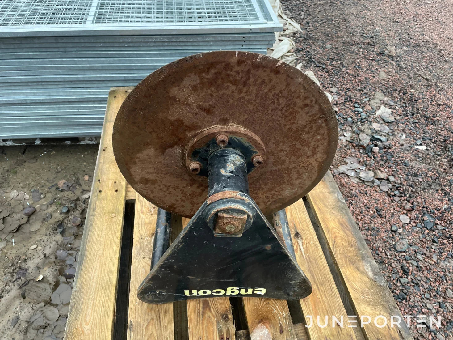 Asfaltsskärare Engcon S45