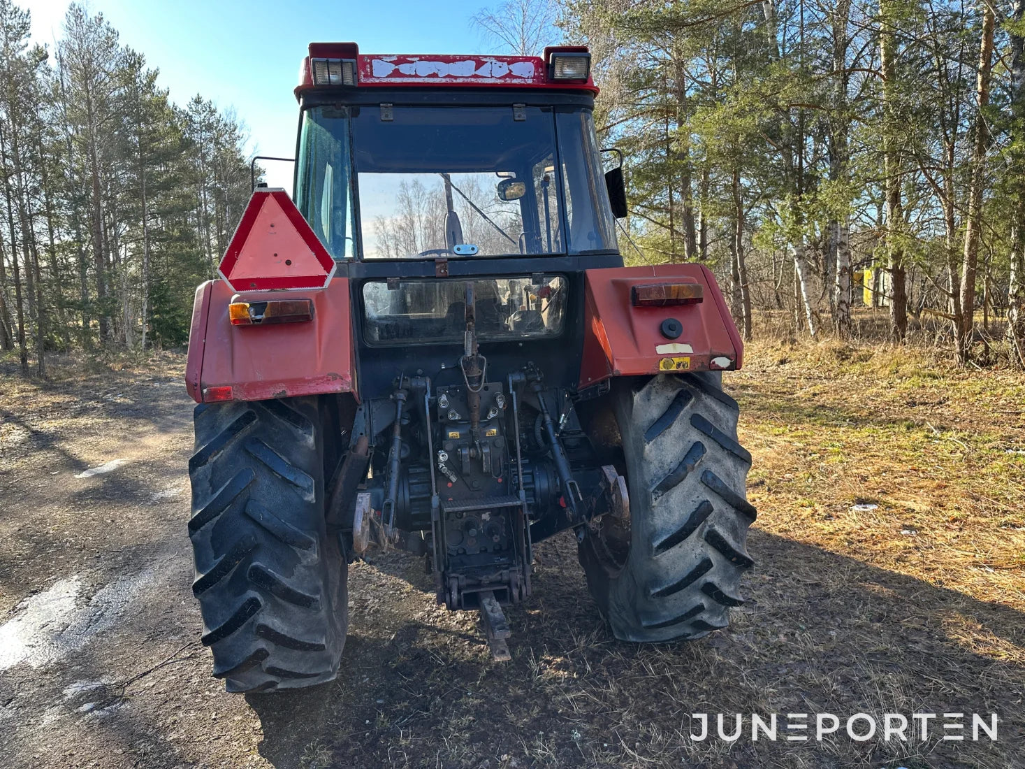 Case IH INT 745 AXL med lastare