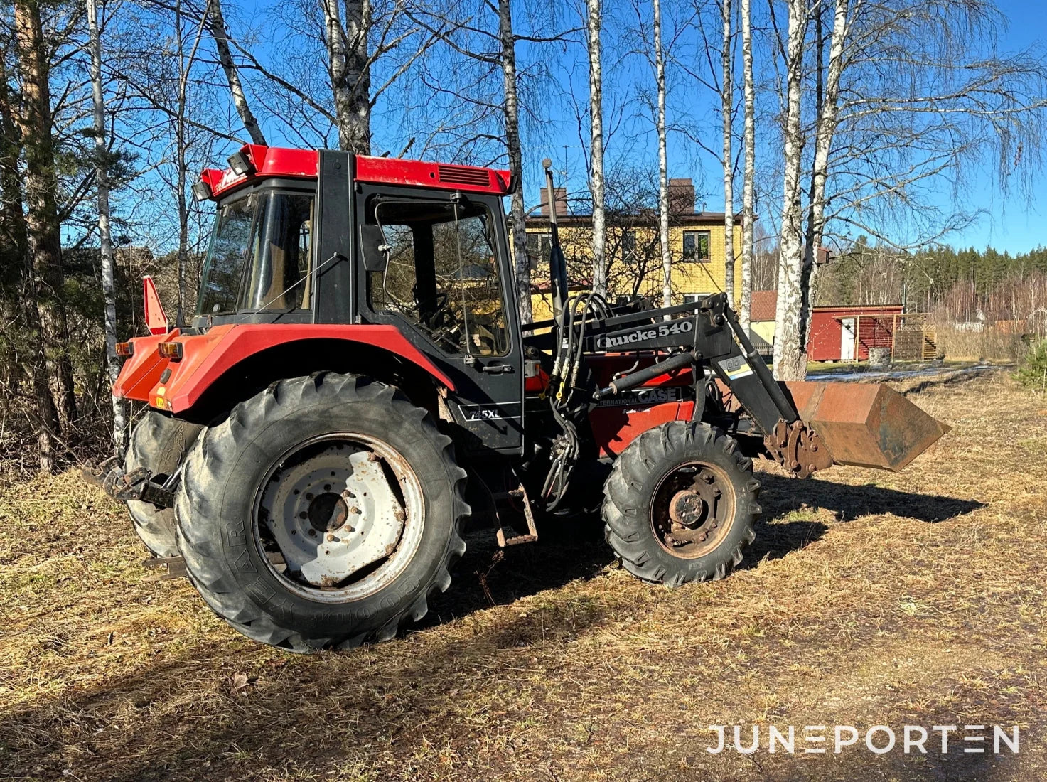 Case IH INT 745 AXL med lastare