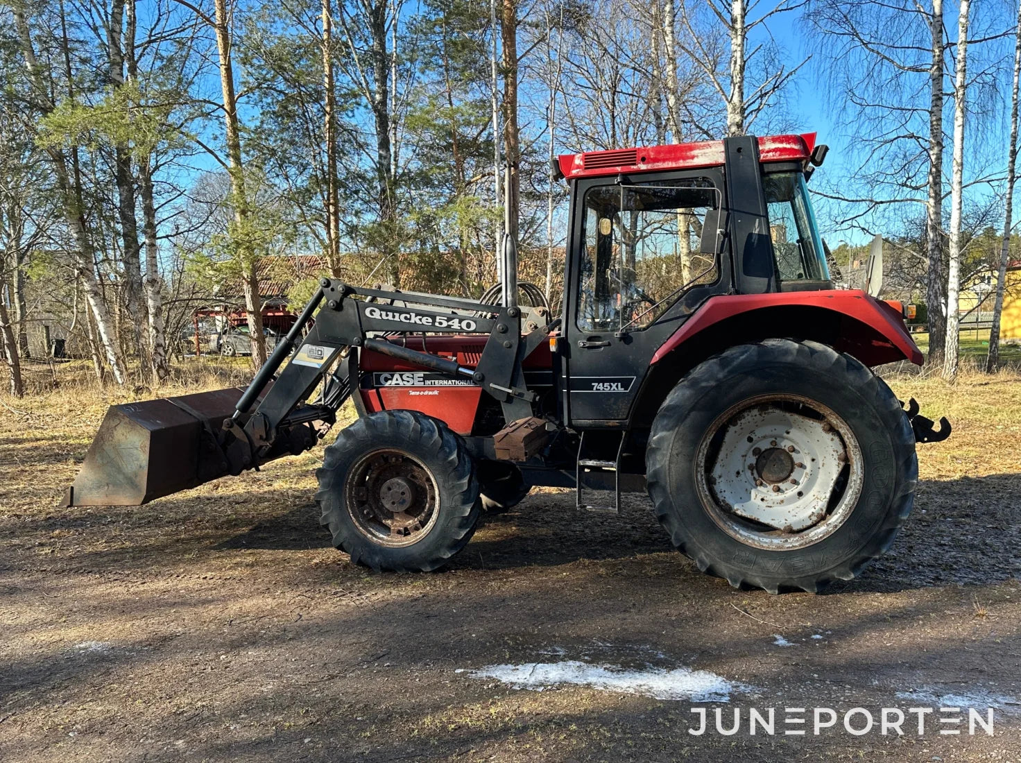 Case IH INT 745 AXL med lastare