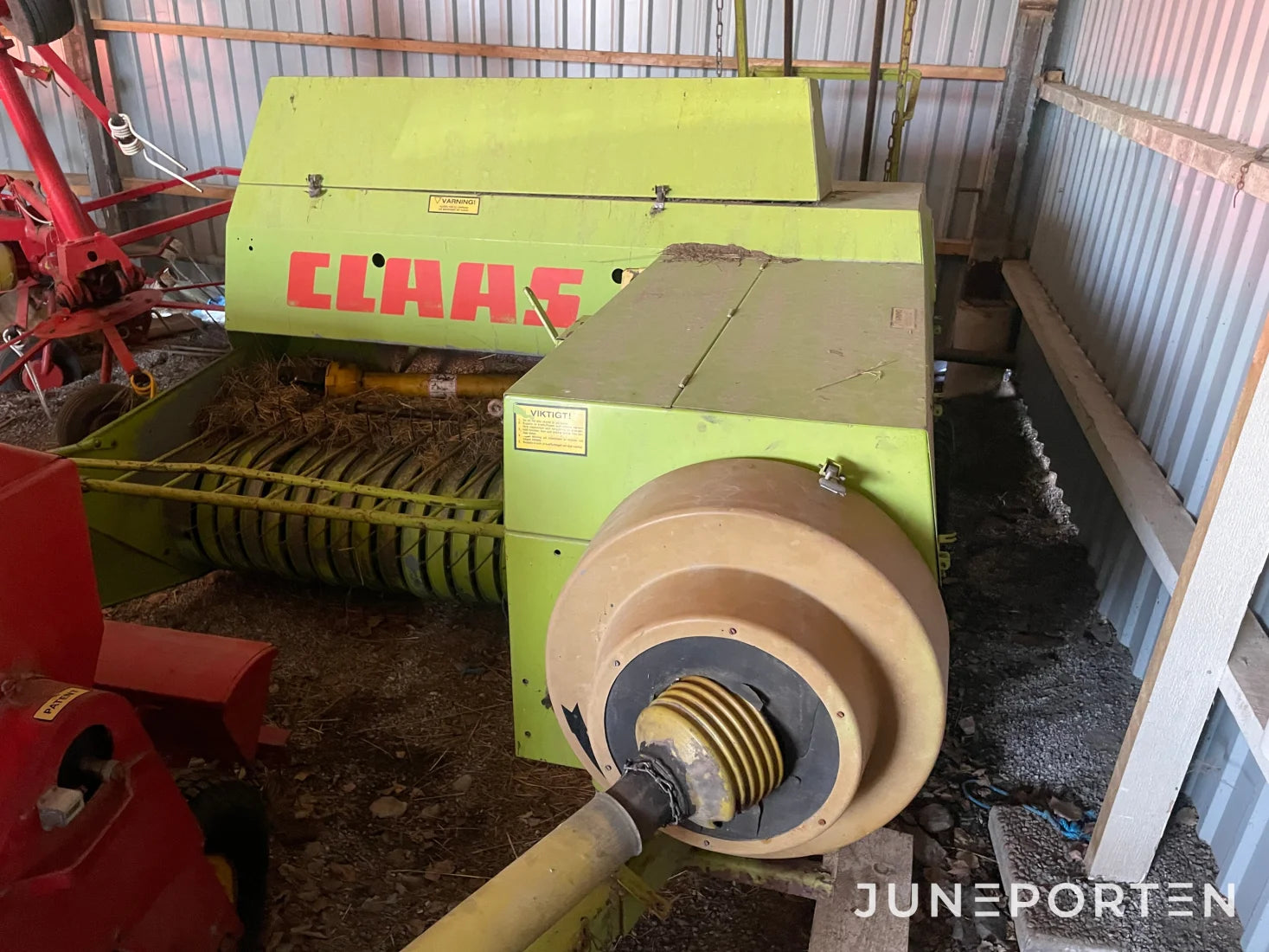 Hårdbalspress Claas Markant 40