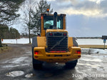 Hjullastare Volvo L90F med skopa