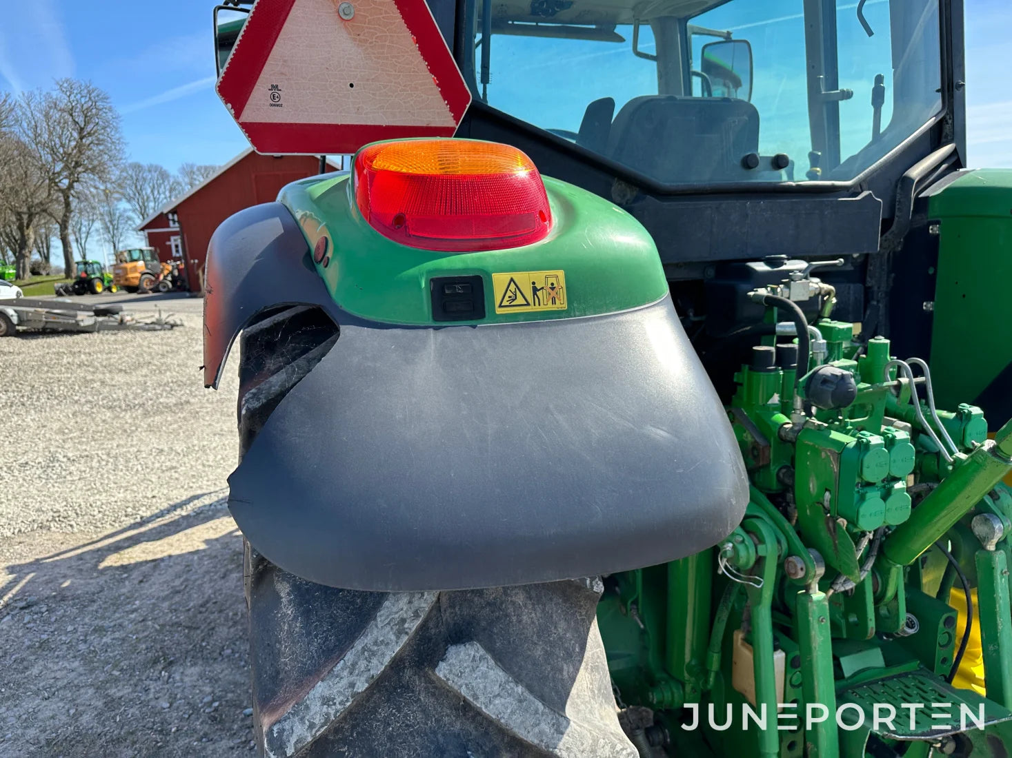 John Deere 6120 SE med lastare