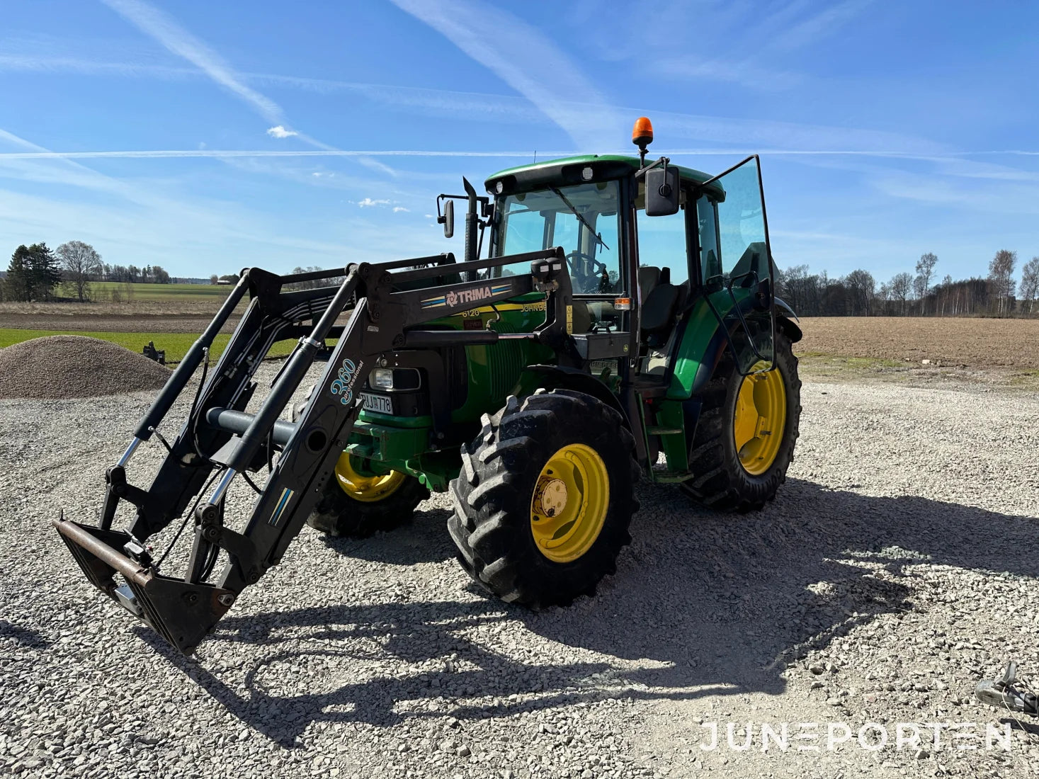 John Deere 6120 SE med lastare