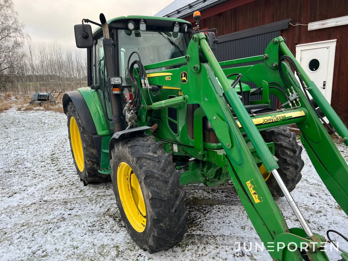 John Deere 6430 med lastare