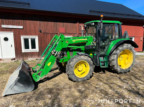 John Deere 6430 med lastare